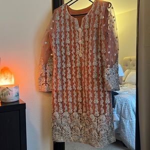 Pakistani Shirt with Dupatta (no pants) size Medium!